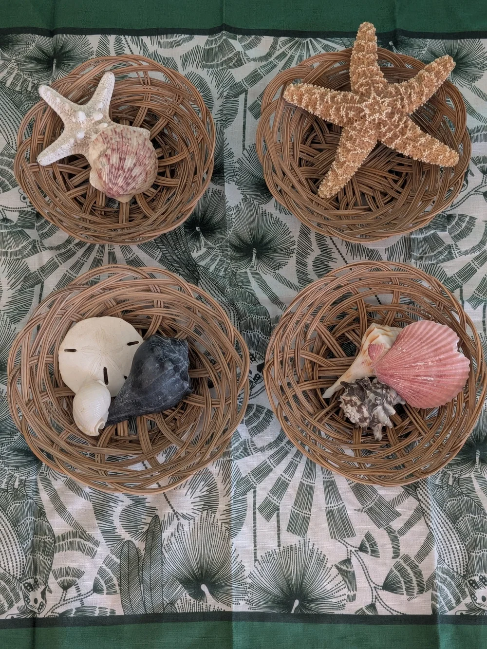 Woven Wicker Wine Glass Coasters / Small Baskets/Plant Tray - Set of 4